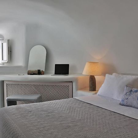 Lava Caves Villa Oía Buitenkant foto